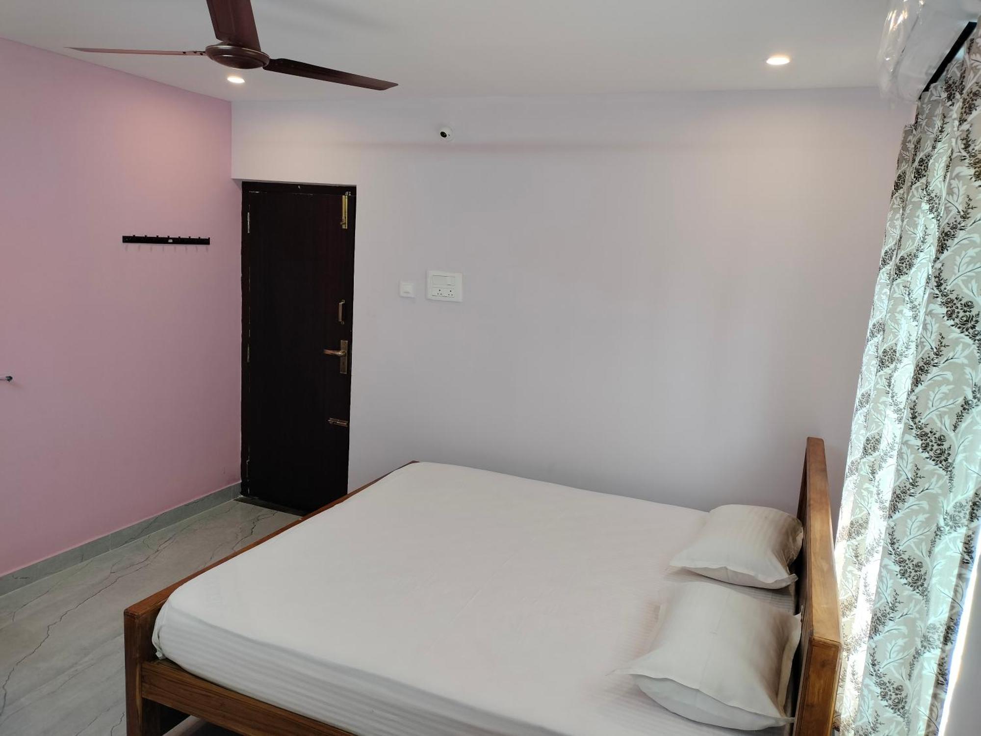Hotel Teja Residency Alāndurai Exteriér fotografie